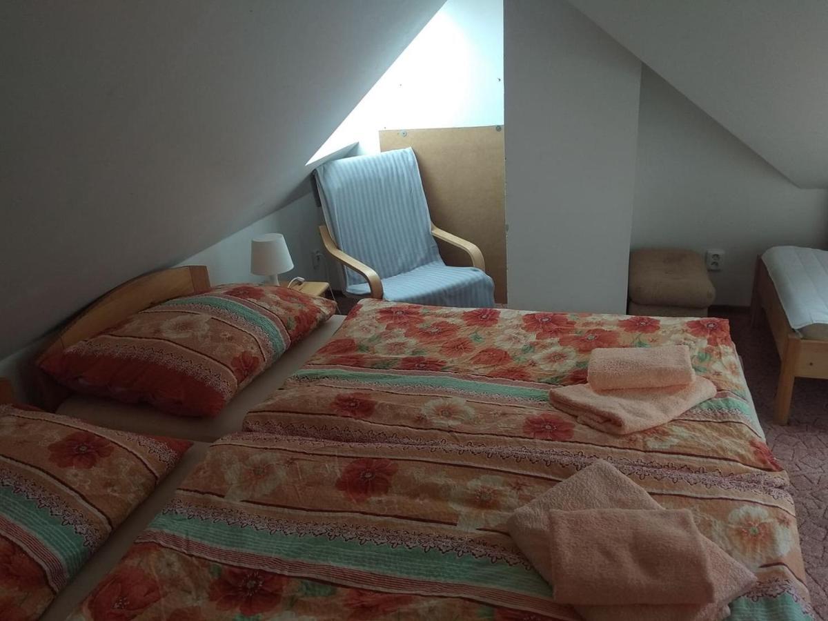 Guest House Kaskada Vrané nad Vltavou Eksteriør bilde